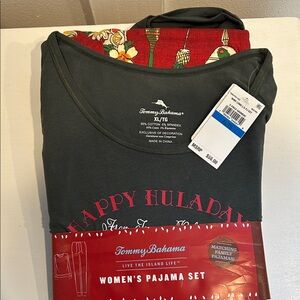 Tommy Bahama Festive Pajama Set in Dark Green and Red